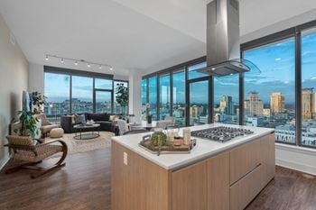 Premium appliances and soft-close italian cabinets